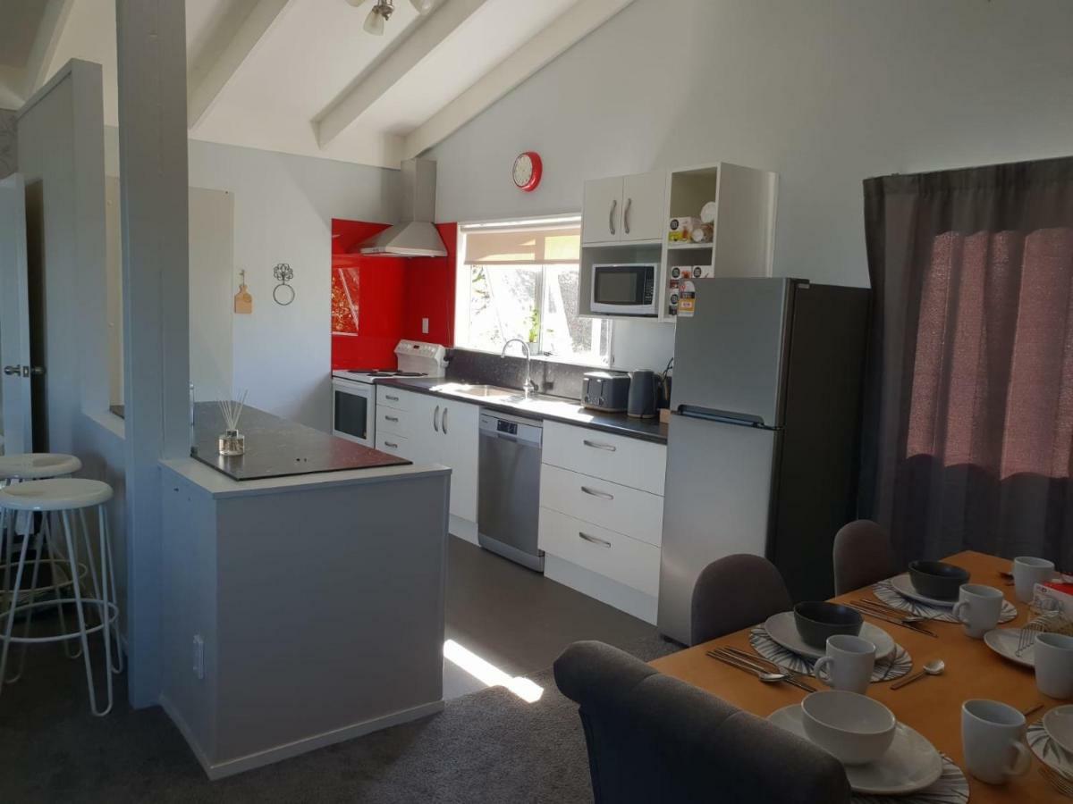 B, D & D Bed And Breakfast Taupo Exterior foto