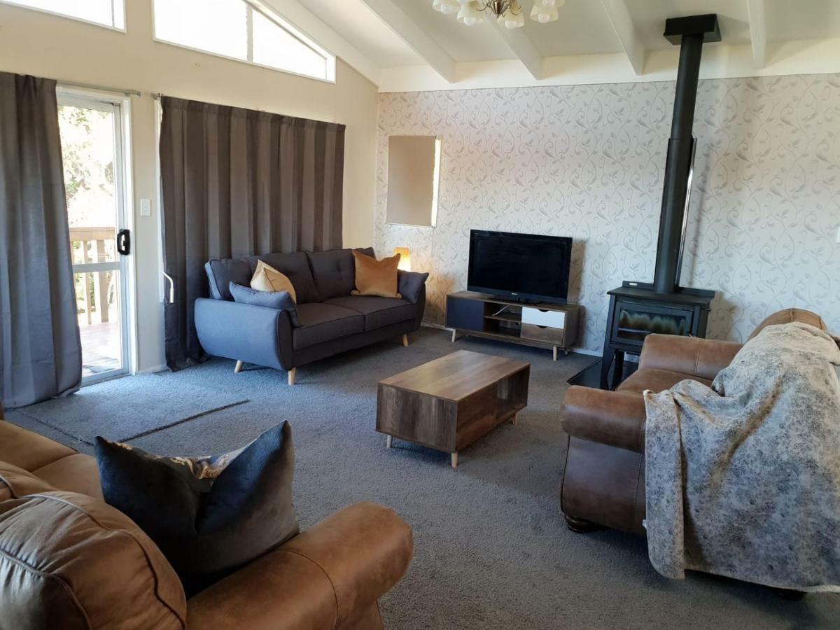 B, D & D Bed And Breakfast Taupo Exterior foto